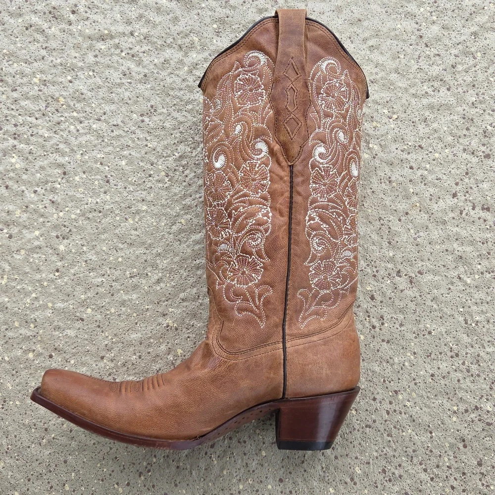 Corral Embroidered Cowboy Boots - Picture 6 of 8